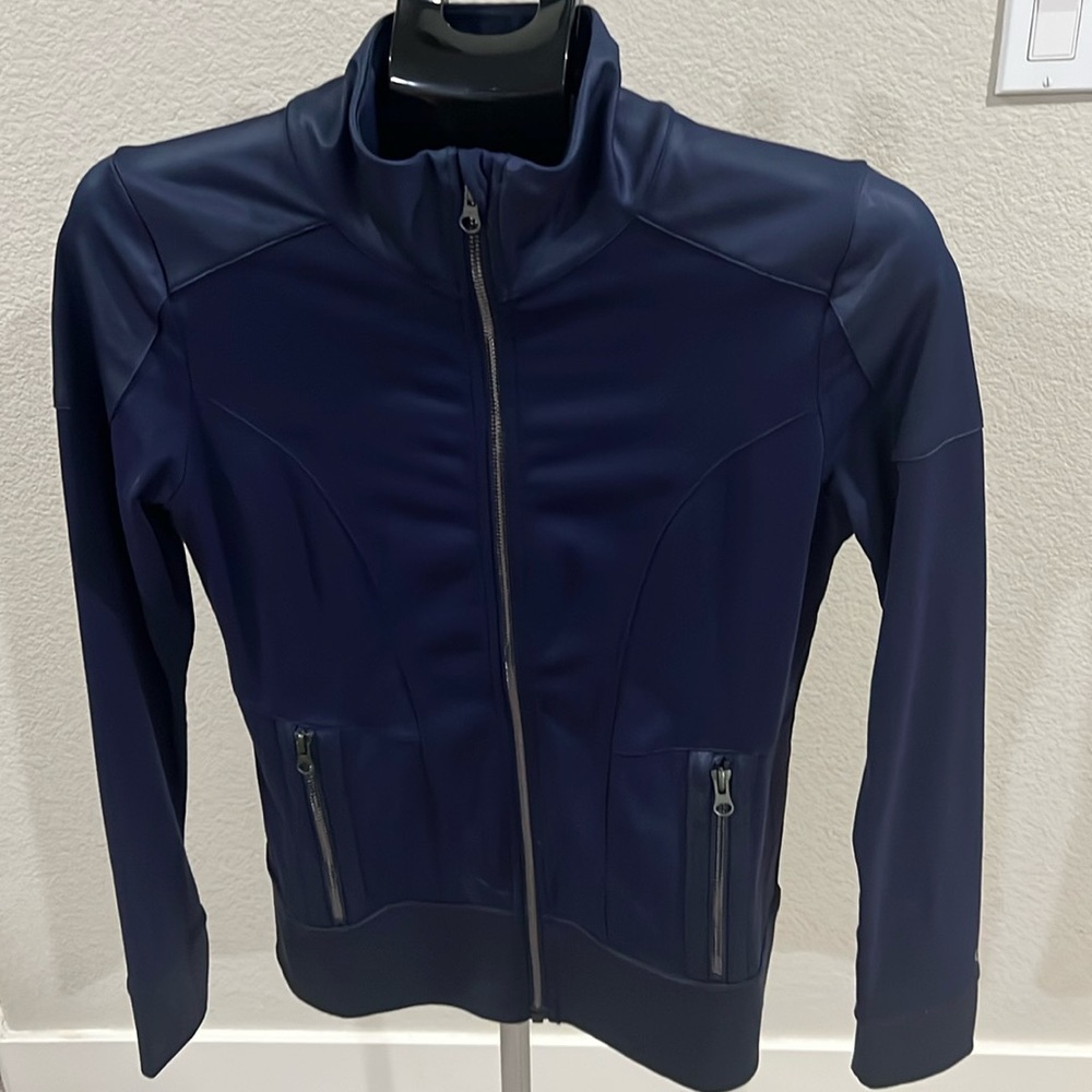 Alo Yoga - zip up navy jacket, size small